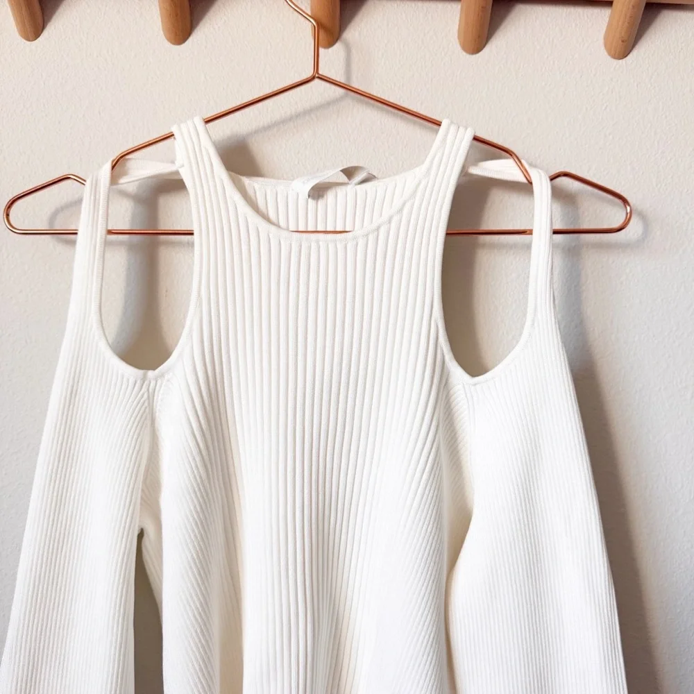 Jonathan Simkhai NWT Mandy Cut Out Cold Shoulder Ribbed Sweater Top White Size L - Picture 3 of 12